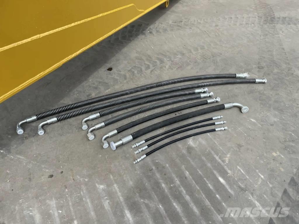 CAT 323 NG 15m Set Kotrók