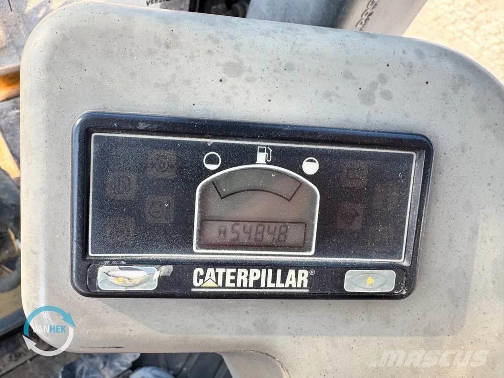 CAT 301.6C Mini kotrók < 7t