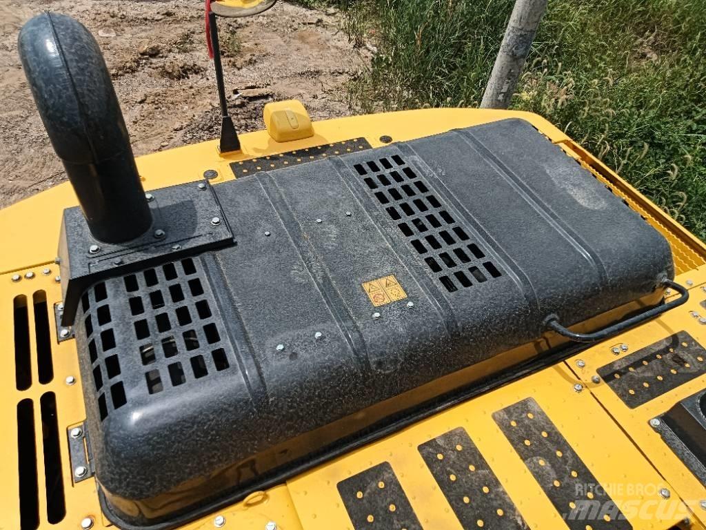 Komatsu PC 240 Lánctalpas kotrók
