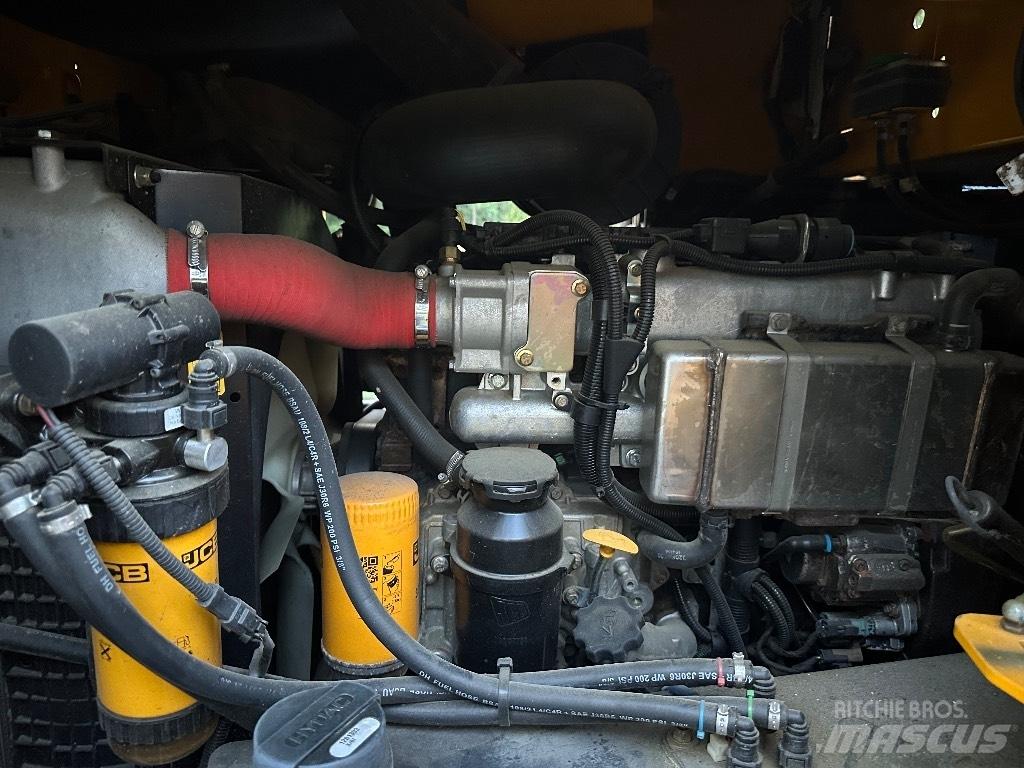 JCB 9TFT Mezei dömperek