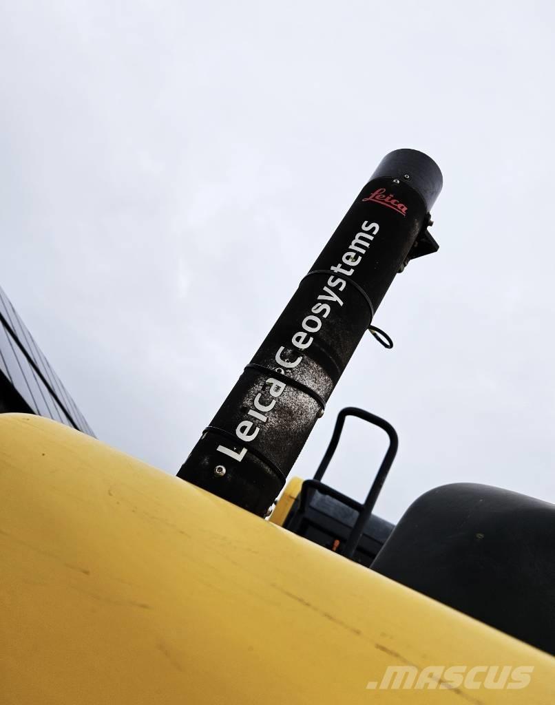 Komatsu HB 215 LC Lánctalpas kotrók