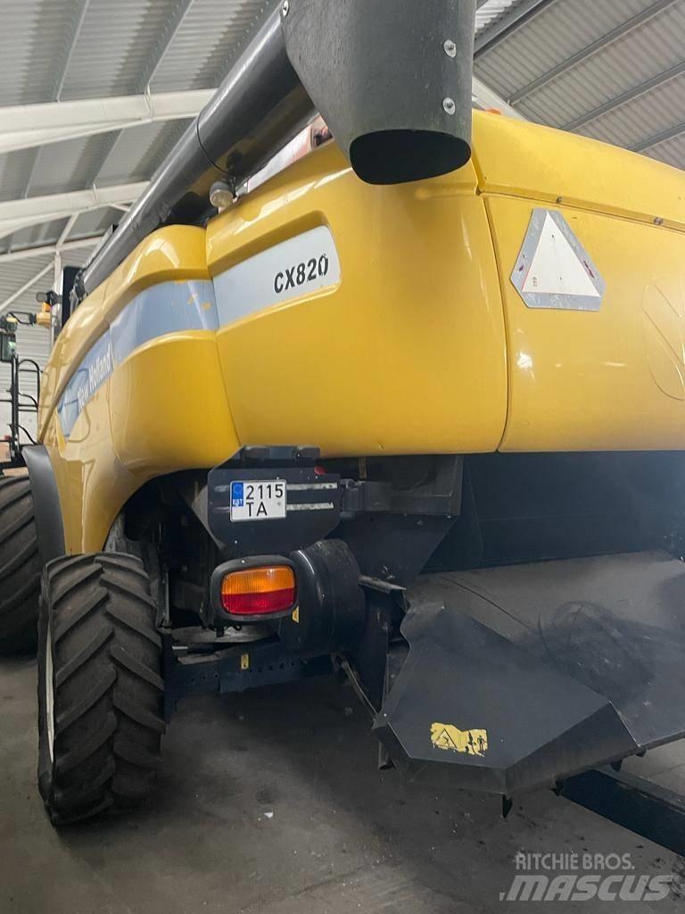 New Holland CX 820 Kombájnok