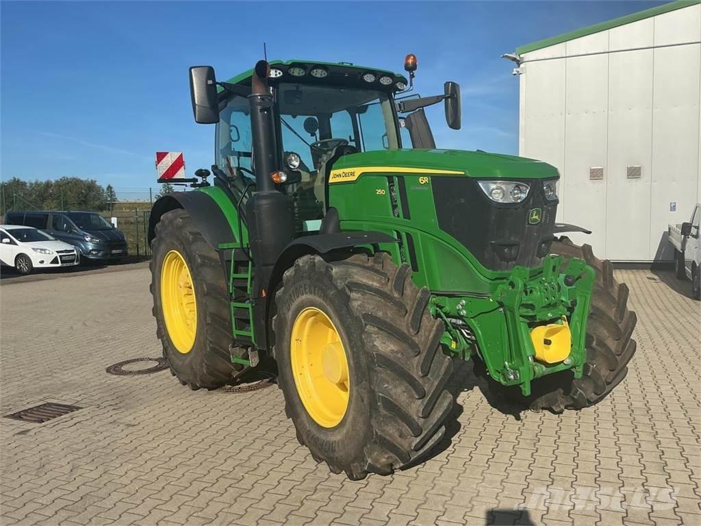 John Deere 6R 250 Traktorok