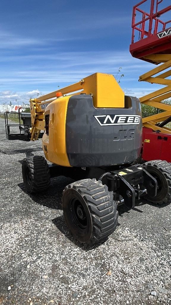 JLG 450 AJ Karos emelők