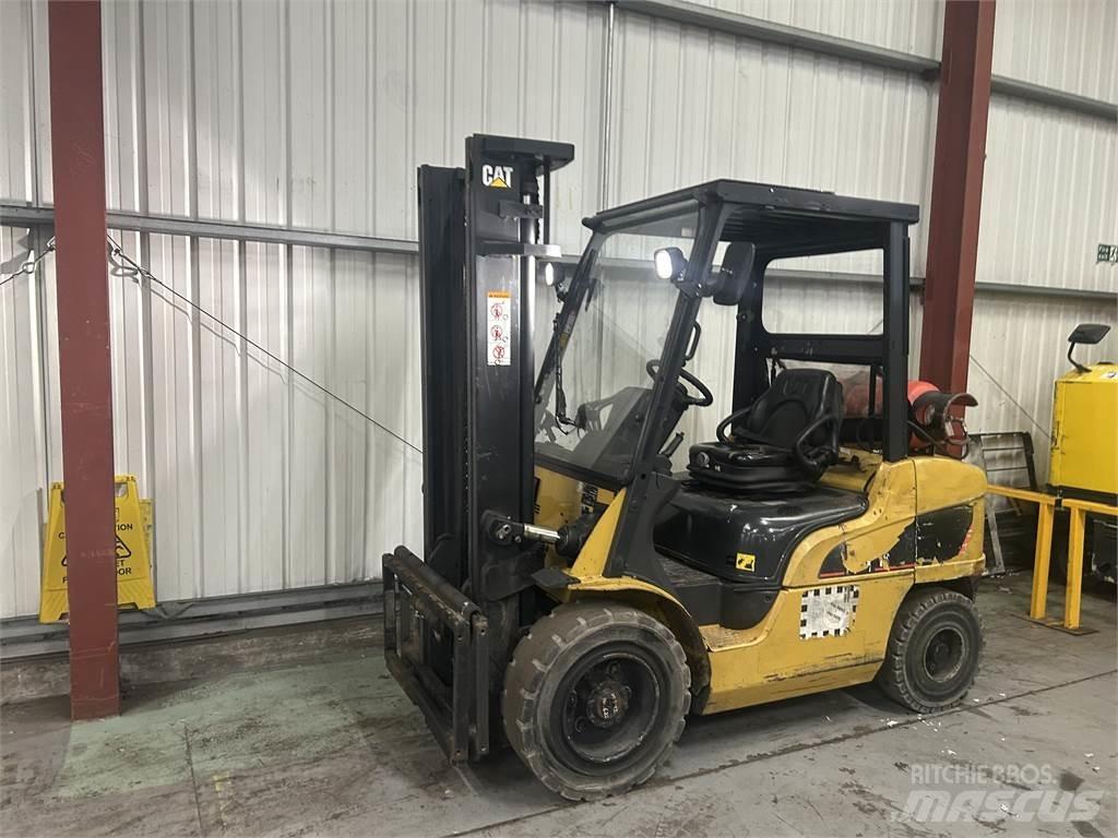 CAT GP35NT Gázüzemű targoncák