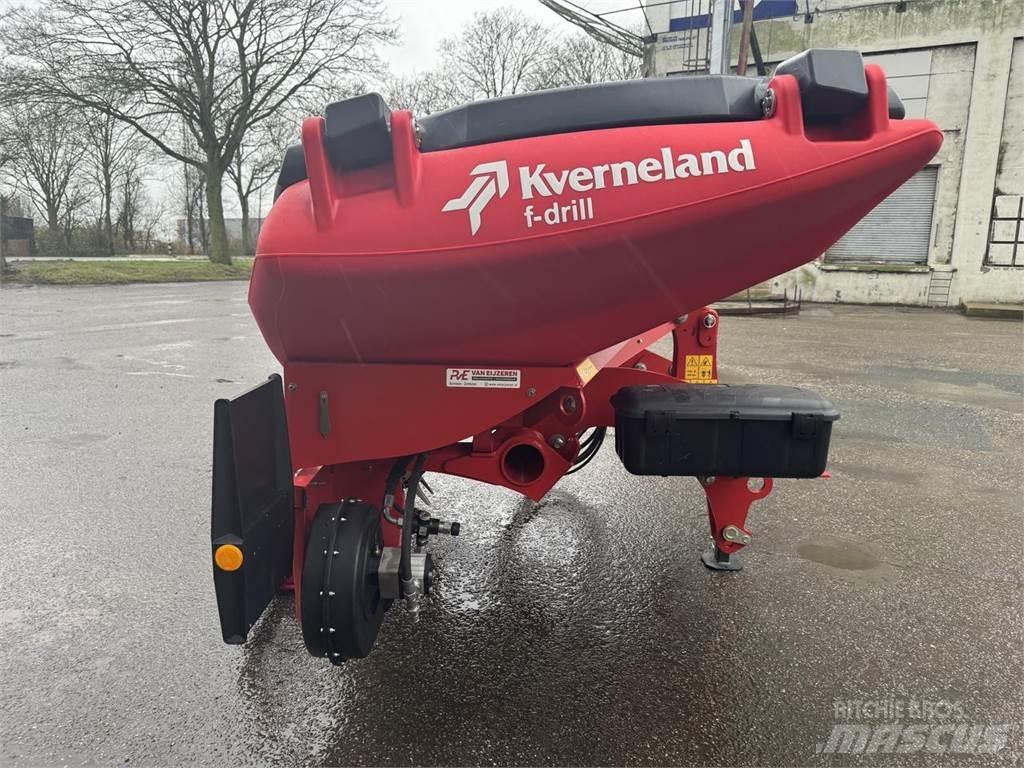 Kverneland F Drill Vetőgépek