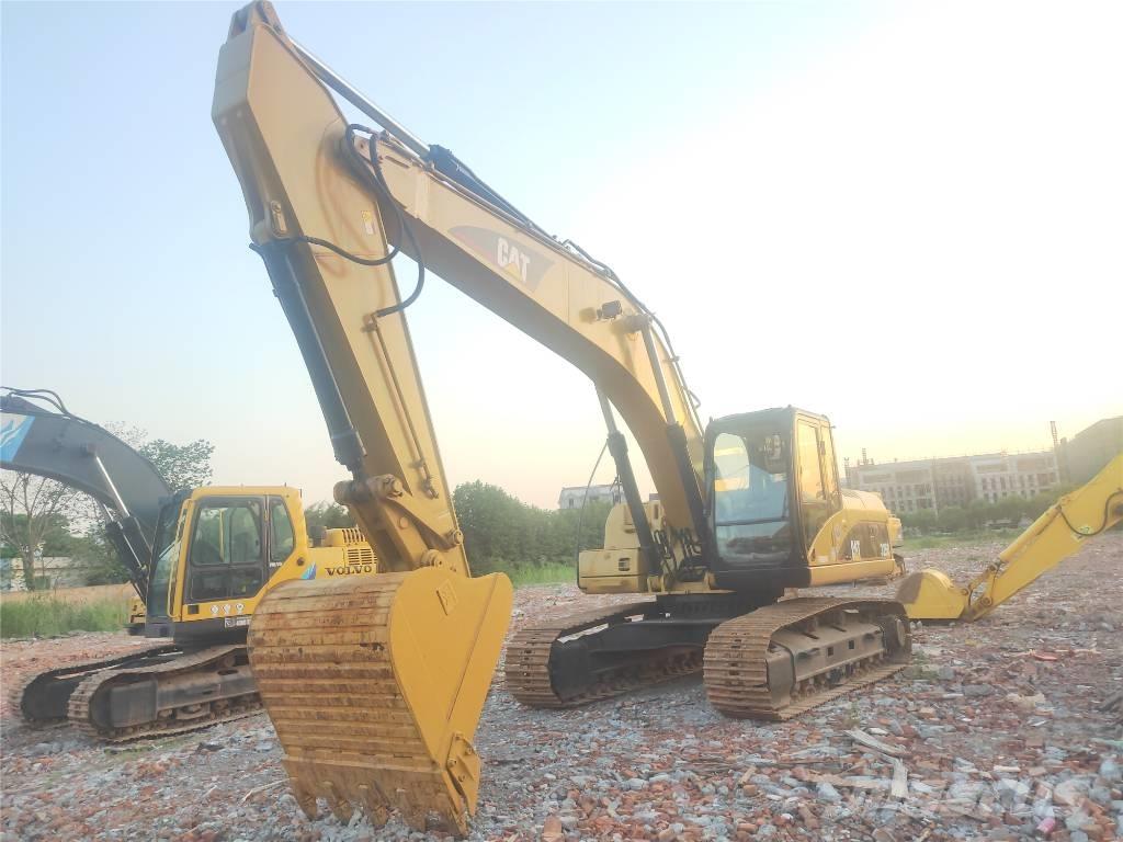 CAT 325C Lánctalpas kotrók