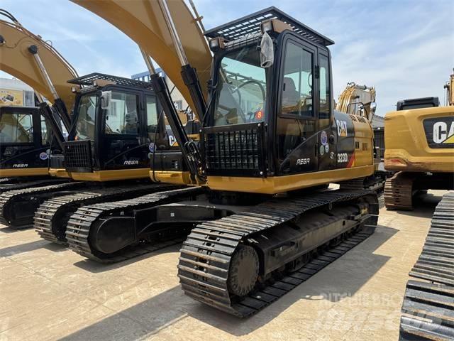 CAT 323 D L Lánctalpas kotrók