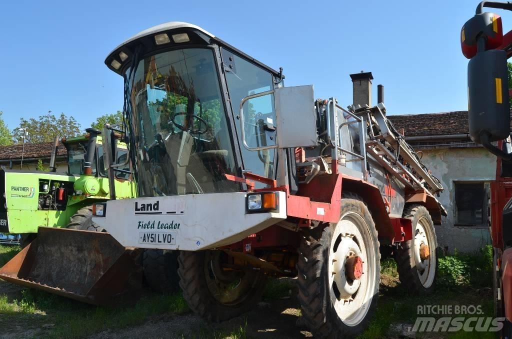 John Deere Landquip Önjáró trágyaszórók