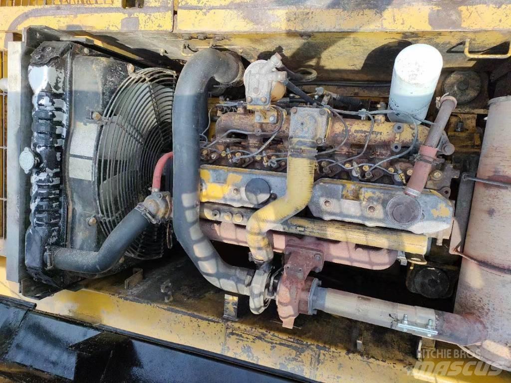 CAT 320 B Lánctalpas kotrók