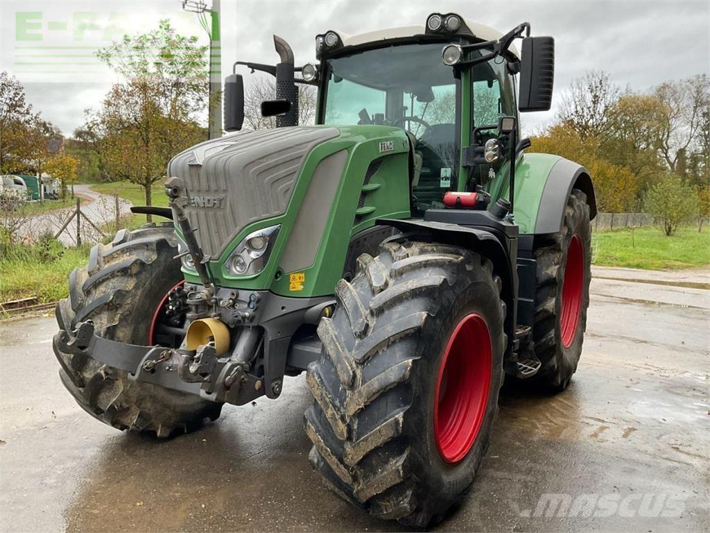 Fendt 828 Vario S4 Traktorok