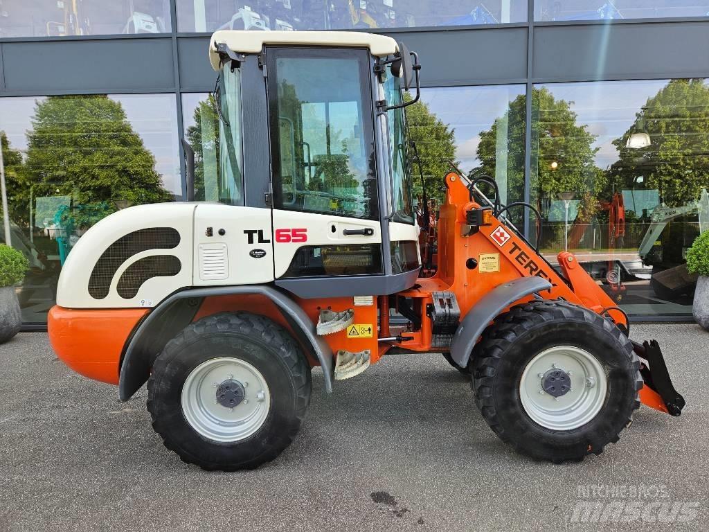 Terex tl65 Gumikerekes homlokrakodók
