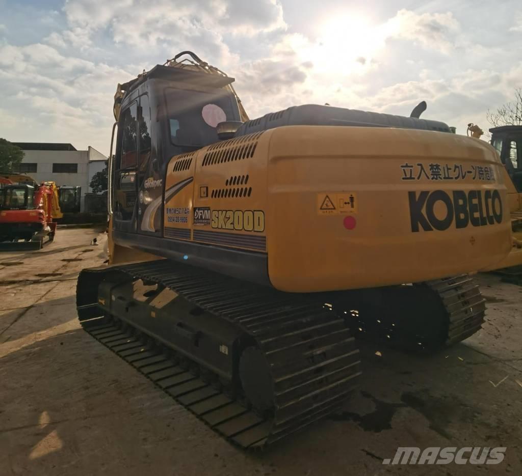 Kobelco SK 200 Lánctalpas kotrók