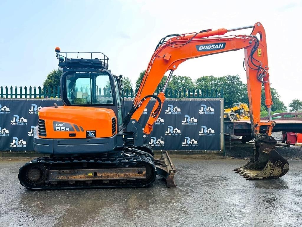 Doosan DX 85 R-3 Közepes (midi) kotrók 7 t - 12 t