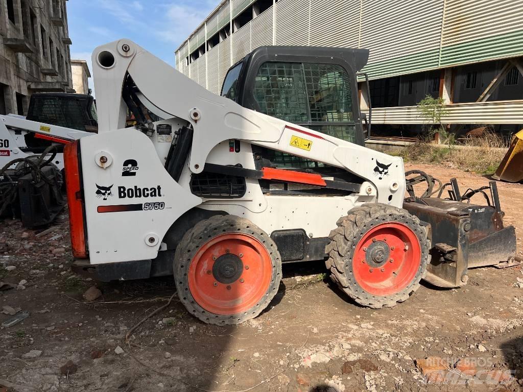 Bobcat S750 Kompaktrakodók