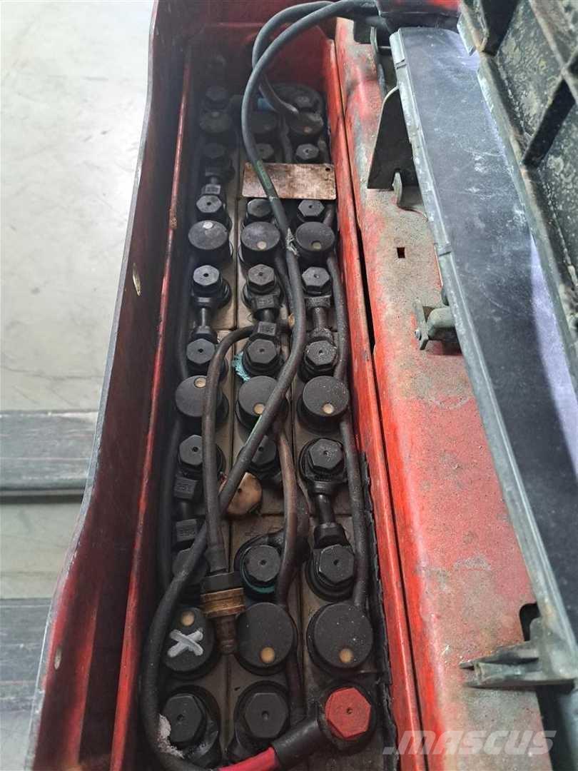 Linde T16 Gyalogkíséretű targonca