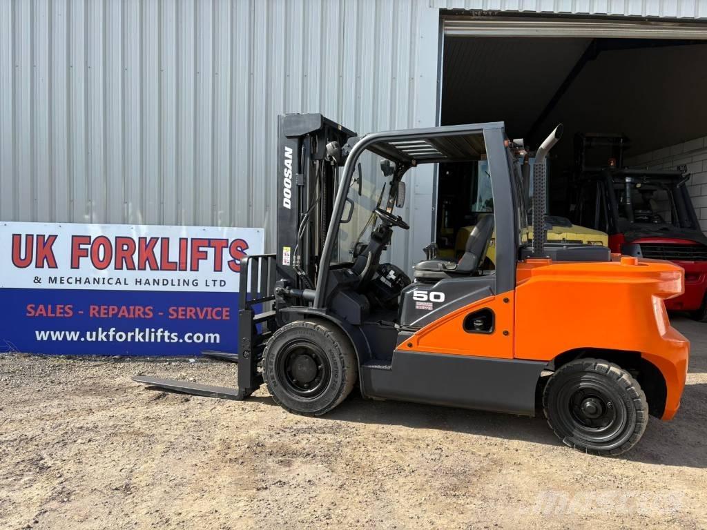 Doosan D50SC-7 Dízel targoncák