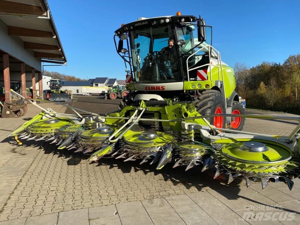CLAAS Jaguar 950 Önjáró szecskázók