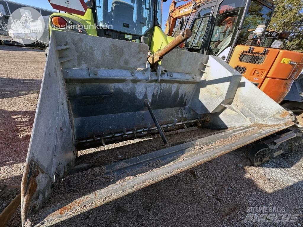 CLAAS Arion 410 Traktorok