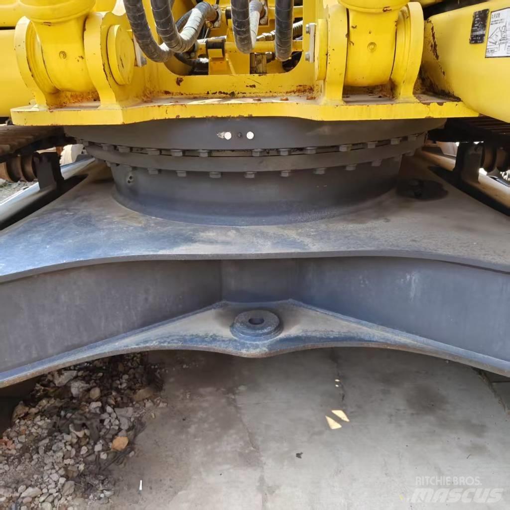 Komatsu PC 350-8 Lánctalpas kotrók