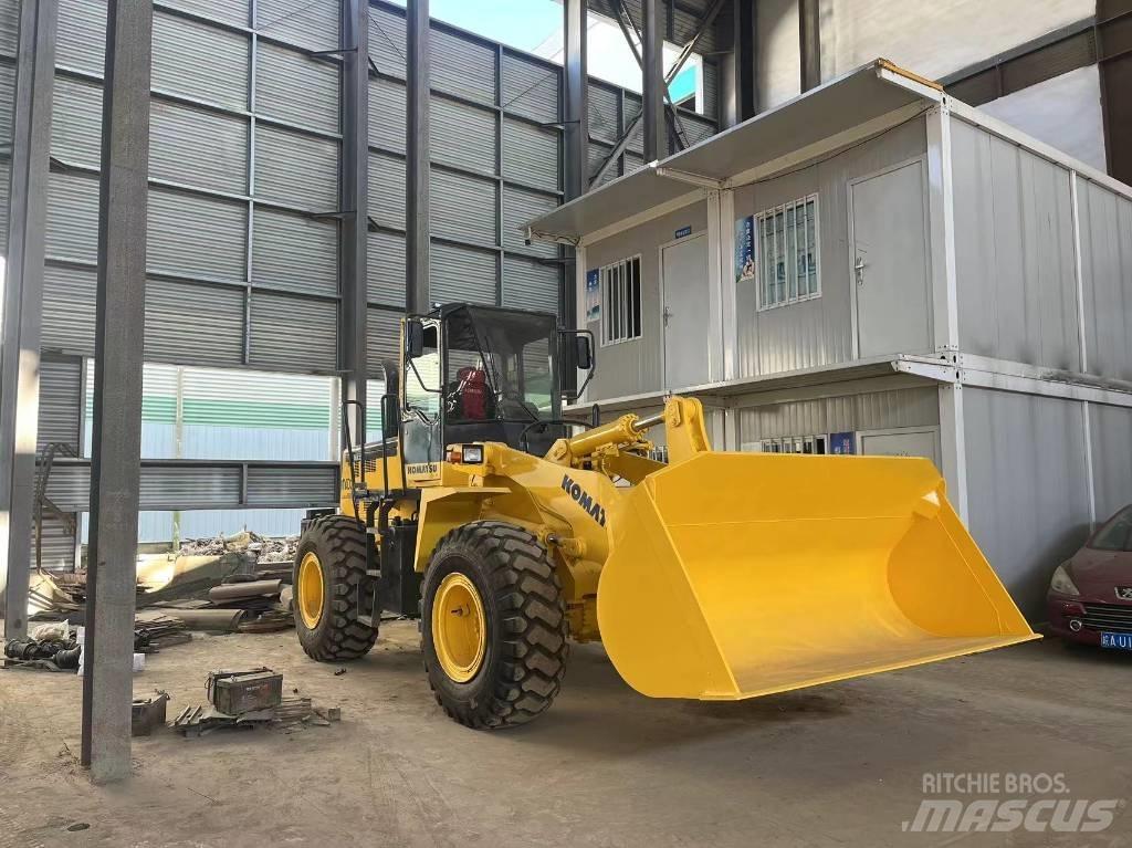 Komatsu WA 320-3 Gumikerekes homlokrakodók