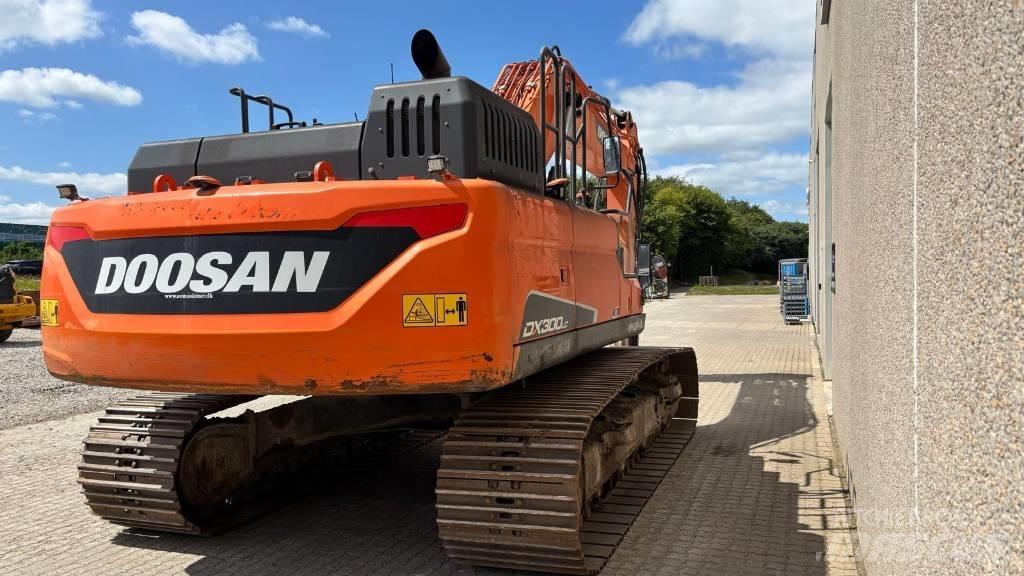 Doosan DX 300 LC-5 Lánctalpas kotrók