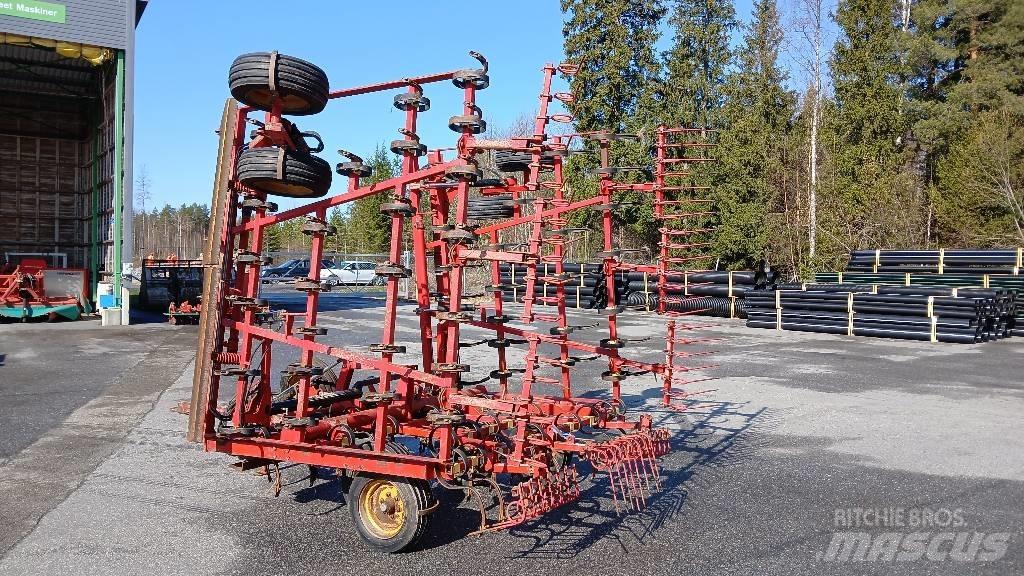 Väderstad NZ    7,4m Borona