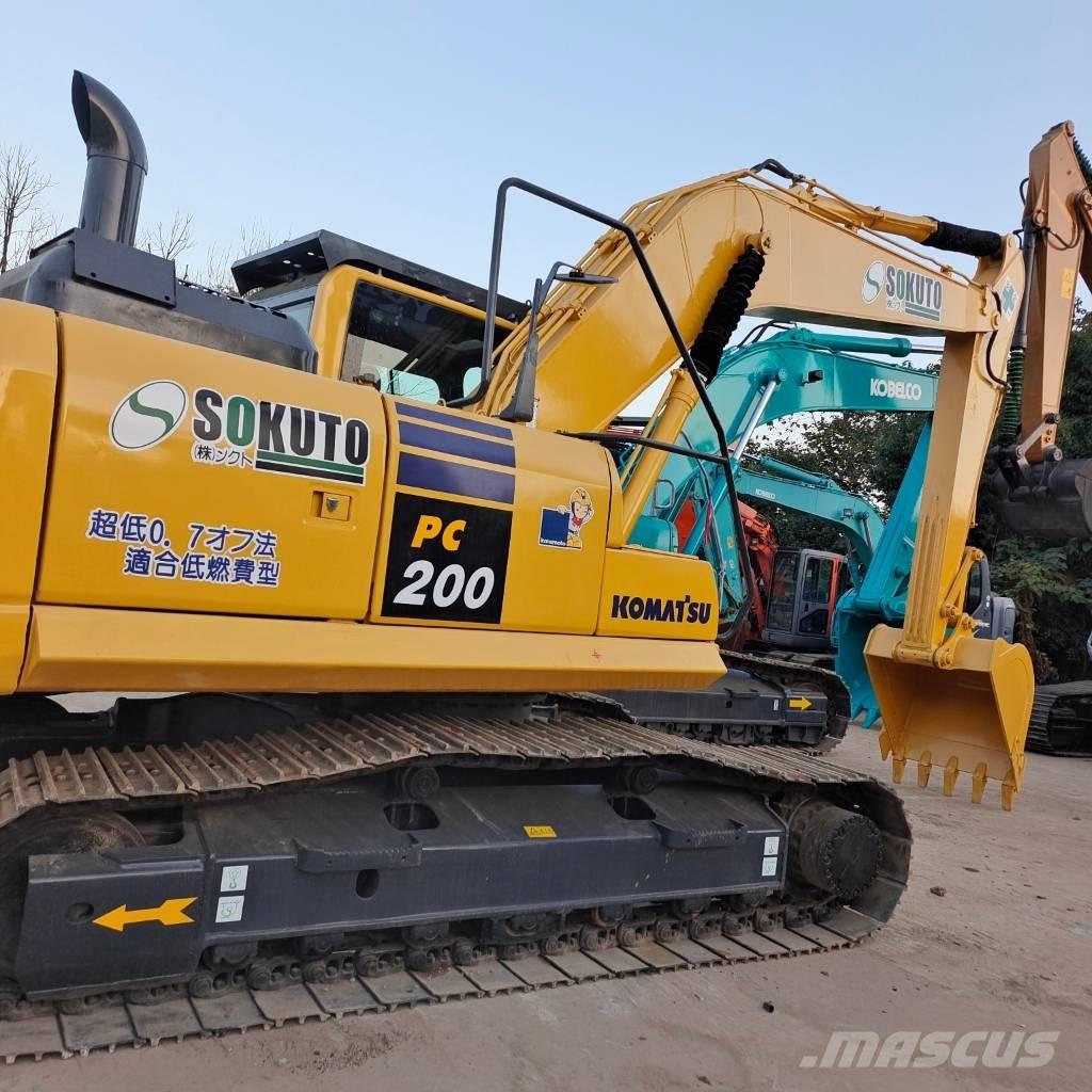 Komatsu PC 200-8 Lánctalpas kotrók