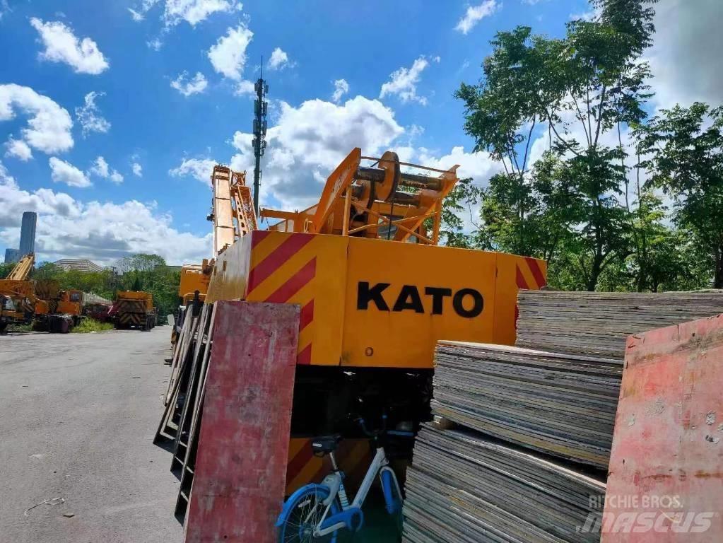 Kato NK 400 E Terepdaruk