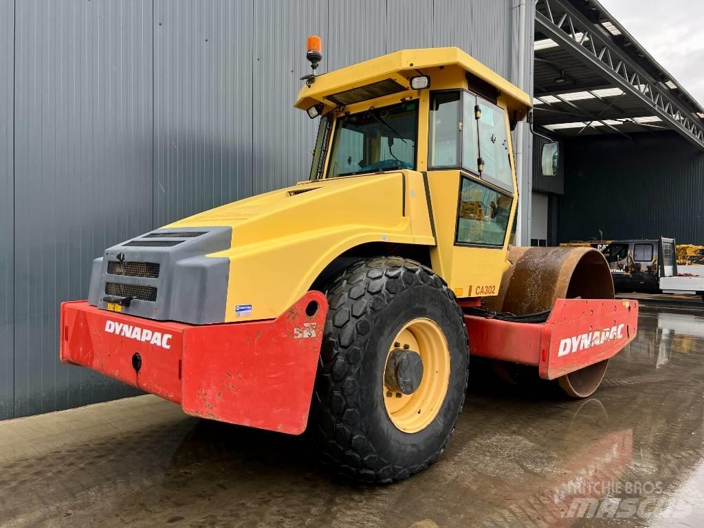 Dynapac CA302D Egydobos hengerek