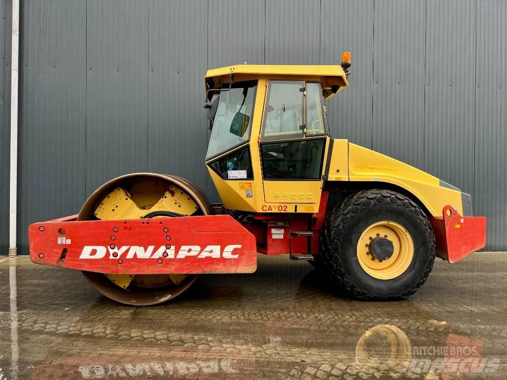 Dynapac CA302D Egydobos hengerek