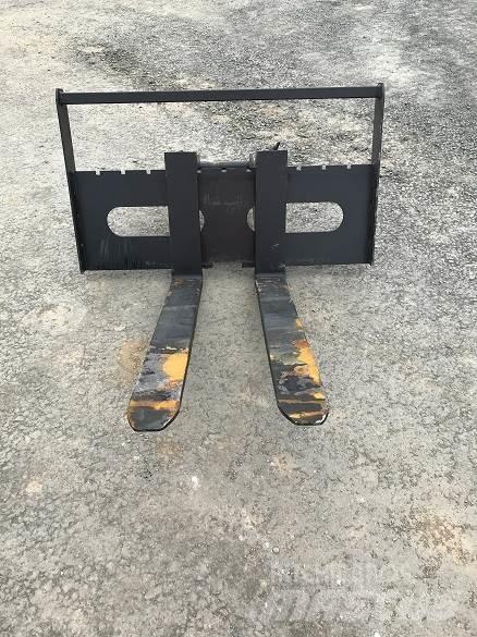  13T PALLET FORK Építőipar - Egyebek