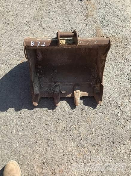  2' BUCKET, 30mm PINS Kanalak
