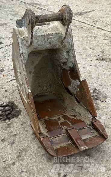  2' BUCKET, 65mm PINS Kanalak