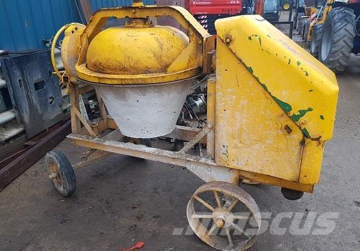  CEMENT MIXER Építőipar - Egyebek