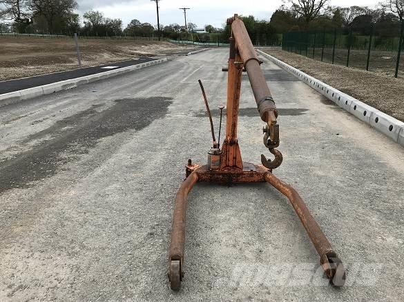  ENGINE HOIST Építőipar - Egyebek