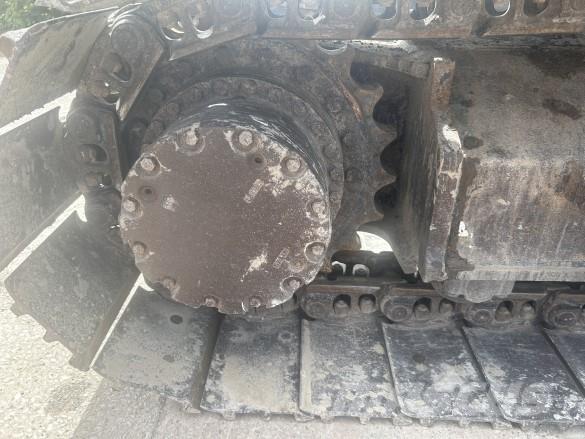 Hitachi ZX225 Lánctalpas kotrók