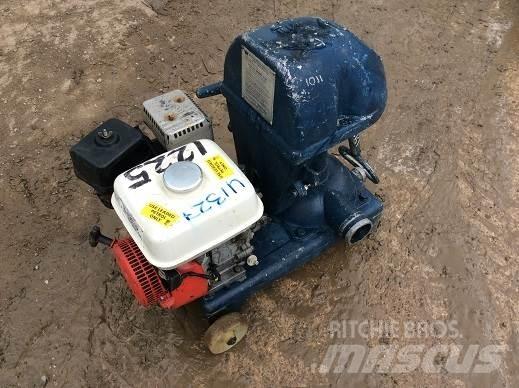 Honda 2 WATER PUMP Vízpumpák