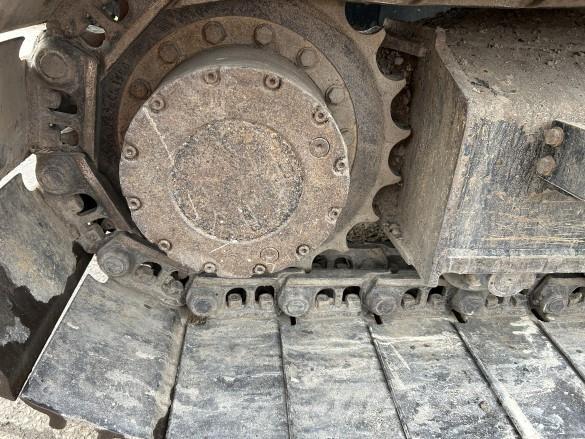 JCB JS130 Lánctalpas kotrók