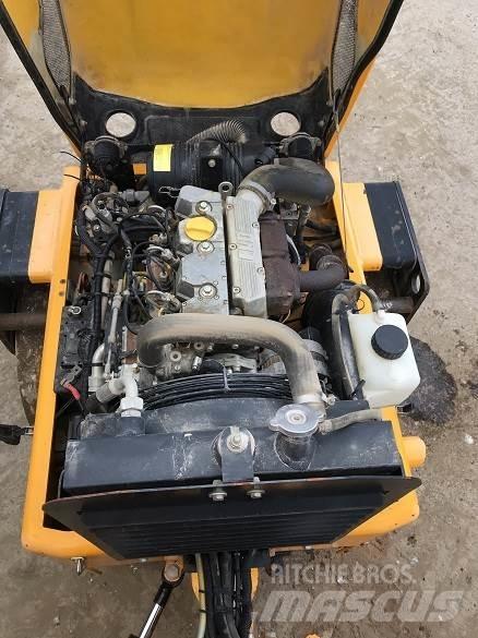 JCB ROLLER VMT 260 Ikerdobos hengerek