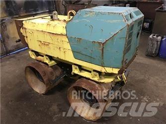 Rammax 1515 MI Ikerdobos hengerek