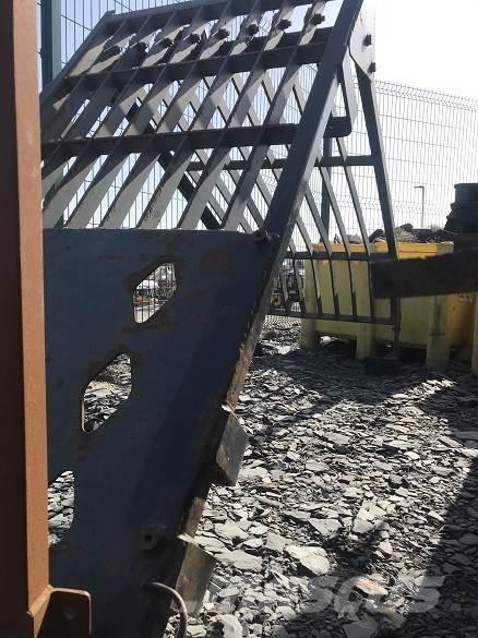  SAFTEY ROLL CAGE Építőipar - Egyebek