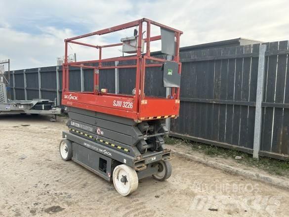 SkyJack SJ111-3266 Építőipar - Egyebek
