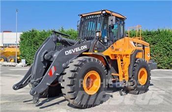 Doosan DL300-5 Gumikerekes homlokrakodók