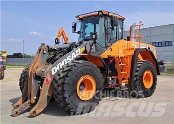 Doosan DL420-5 CVT Gumikerekes homlokrakodók
