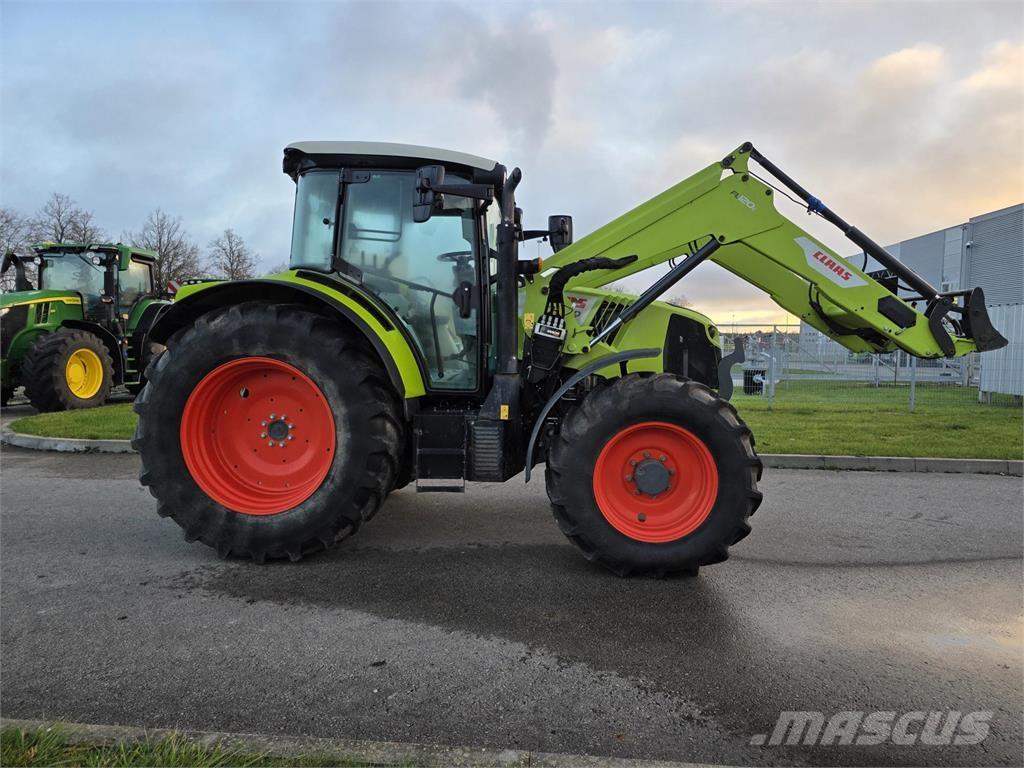 CLAAS Arion 440 Traktorok
