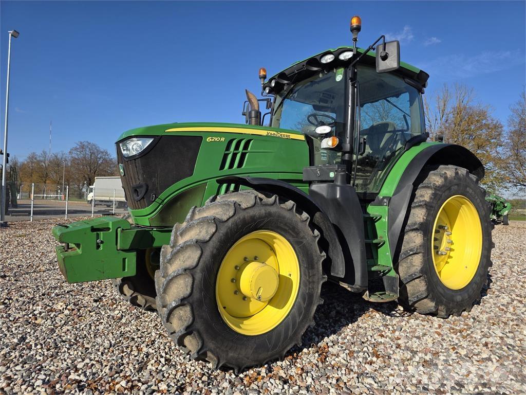 John Deere 6210R Traktorok