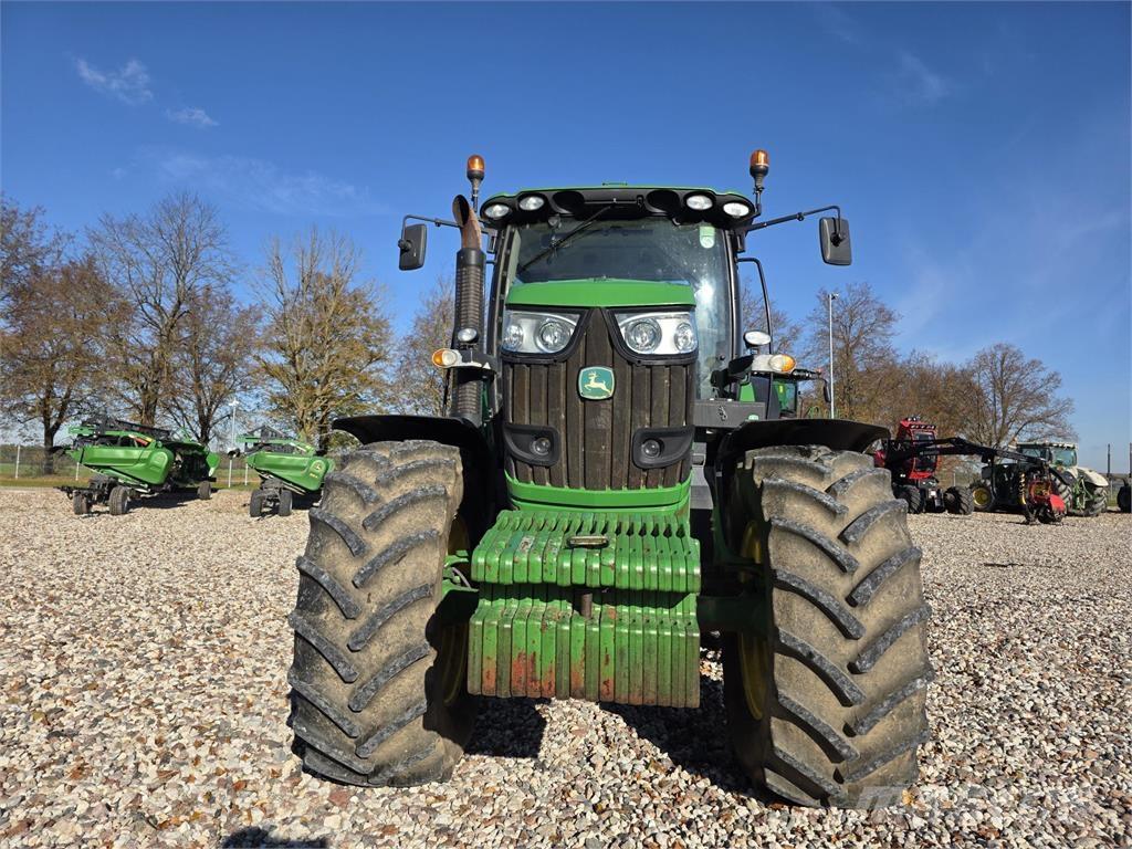 John Deere 6210R Traktorok