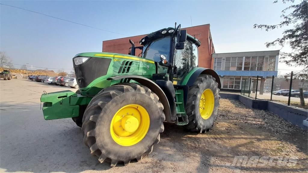 John Deere 6215R Traktorok