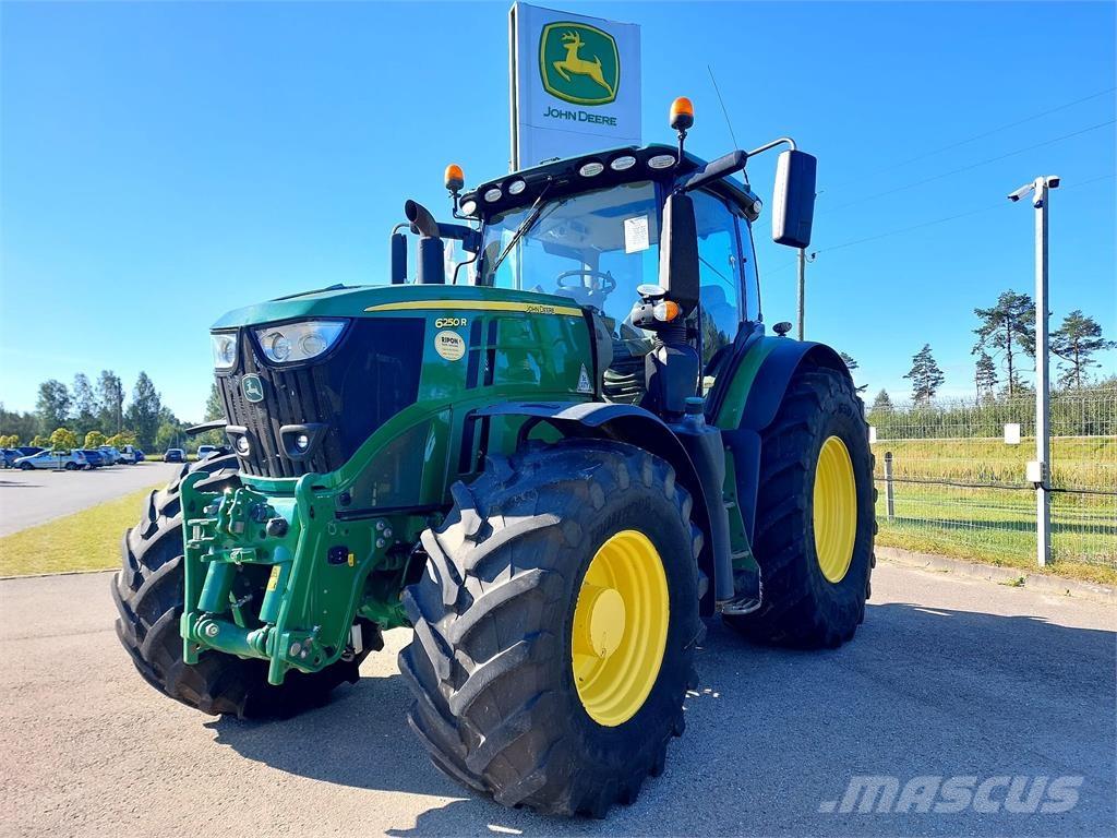 John Deere 6250R Traktorok